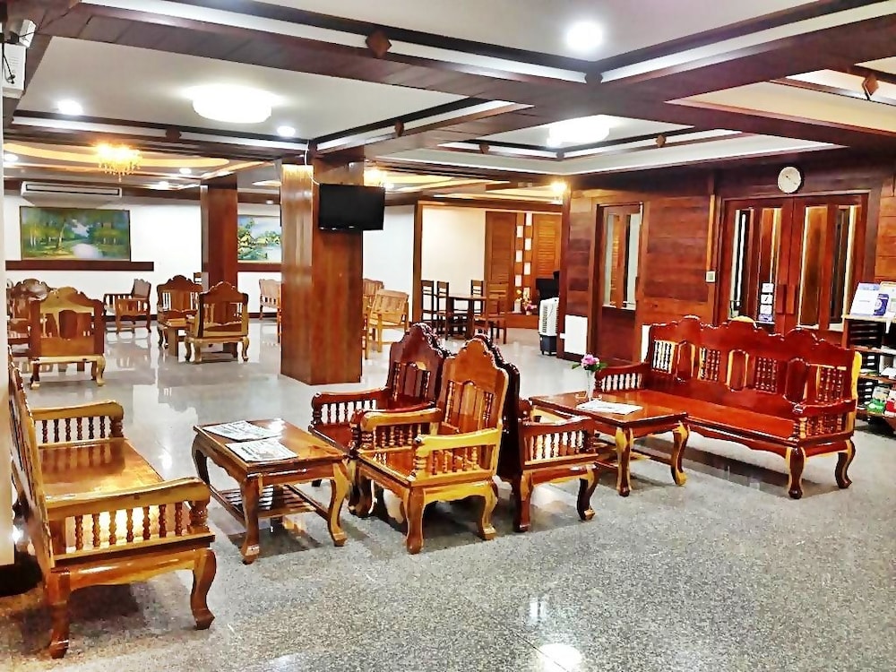 Riverfront Hotel Mukdahan 22/28