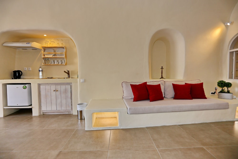 Oia Mare Villas - Adults only 5/50