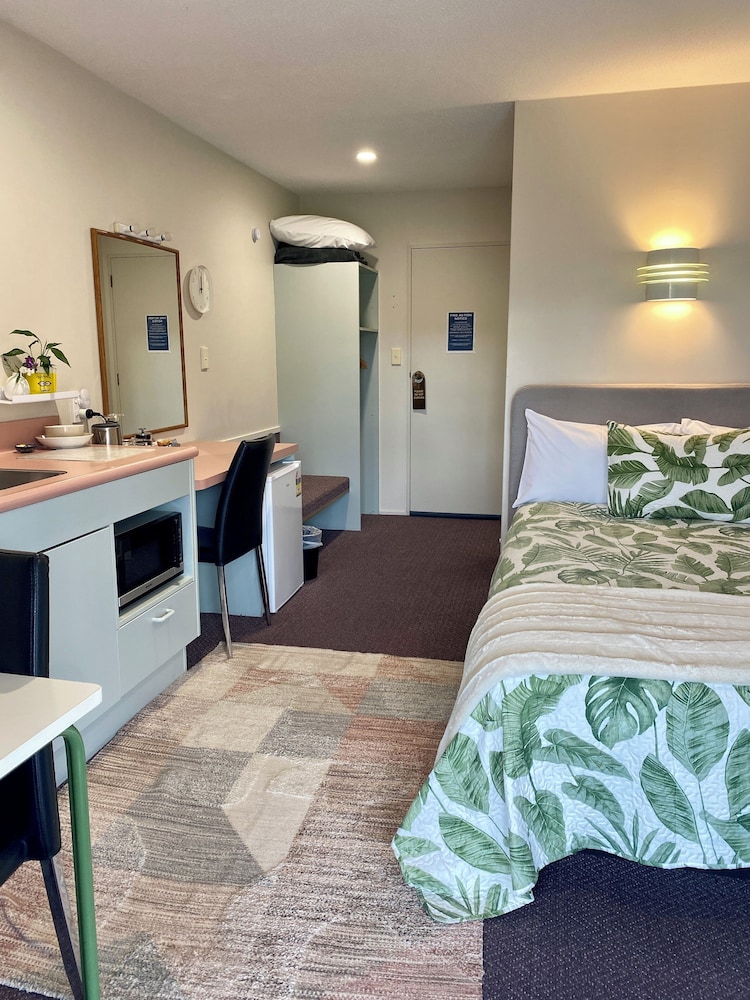 Heritage Park Lodge 25/59