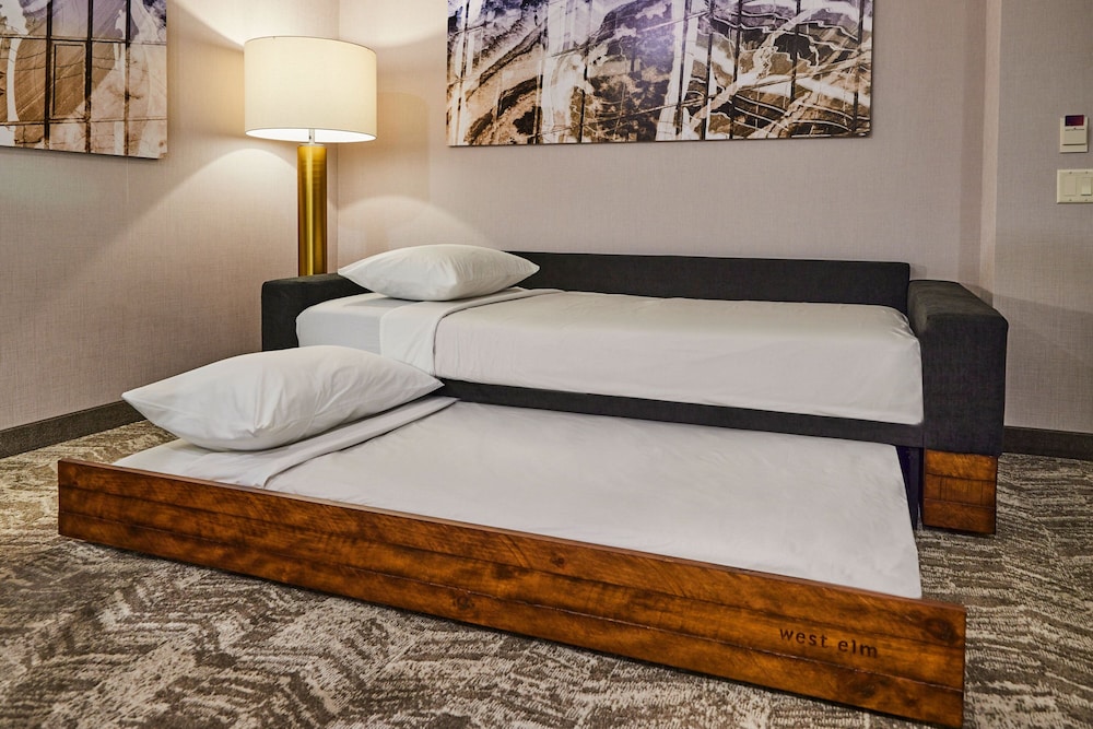 SpringHill Suites Medford Airport 6/28