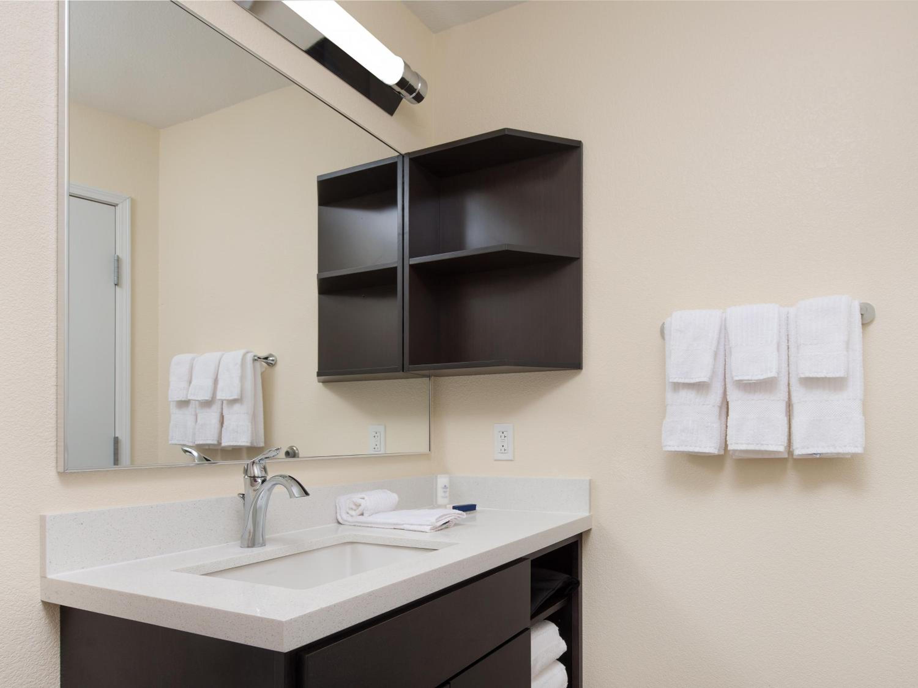 Room, King Bed, Accessible, Candlewood Suites Enid 3/4