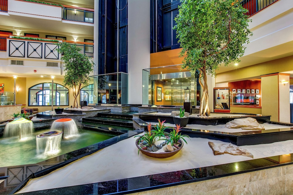 Embassy Suites Louisville East 62/73