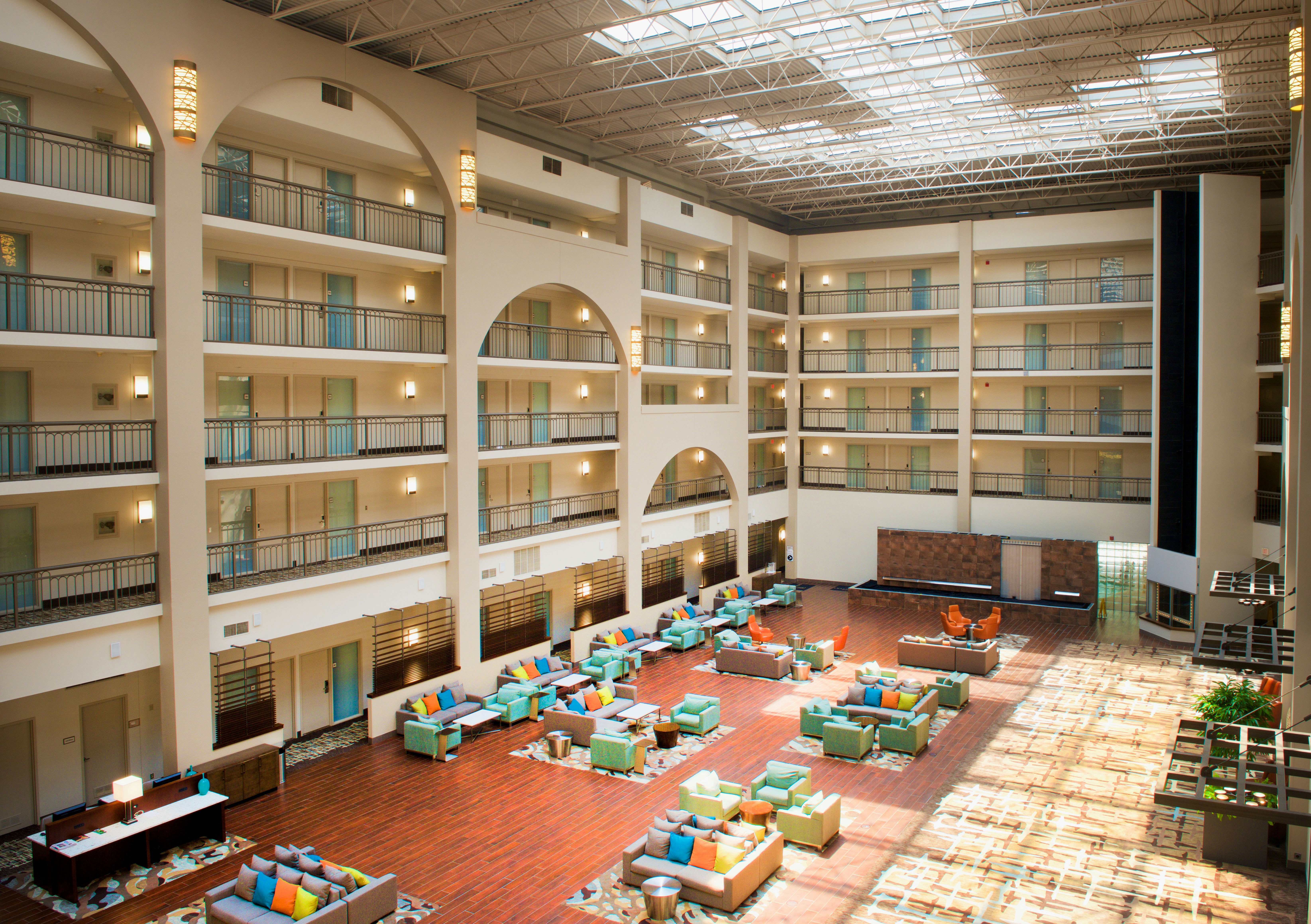 Embassy Suites by Hilton Cincinnati Northeast Blue Ash 51/54