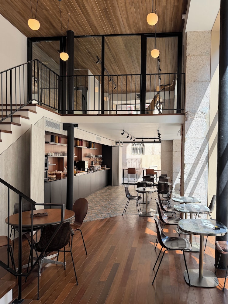 New Hotel Le Quai Vieux Port 49/69