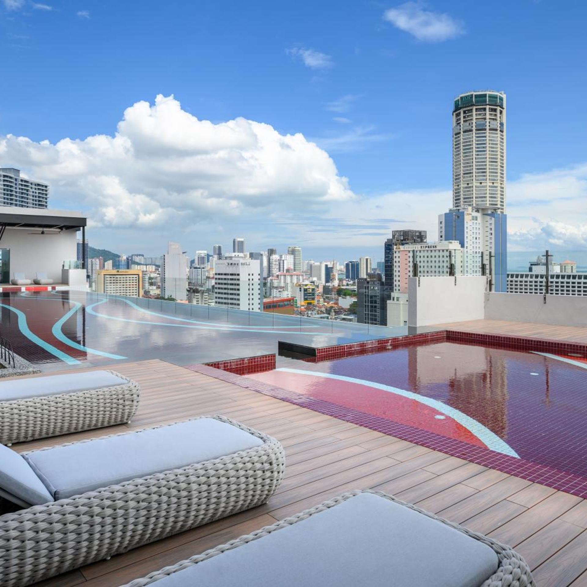 Fifth Avenue Hotel 43/49