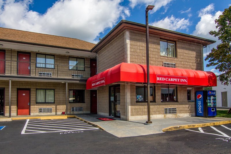 Red Carpet Inn Norwalk CT 41/45