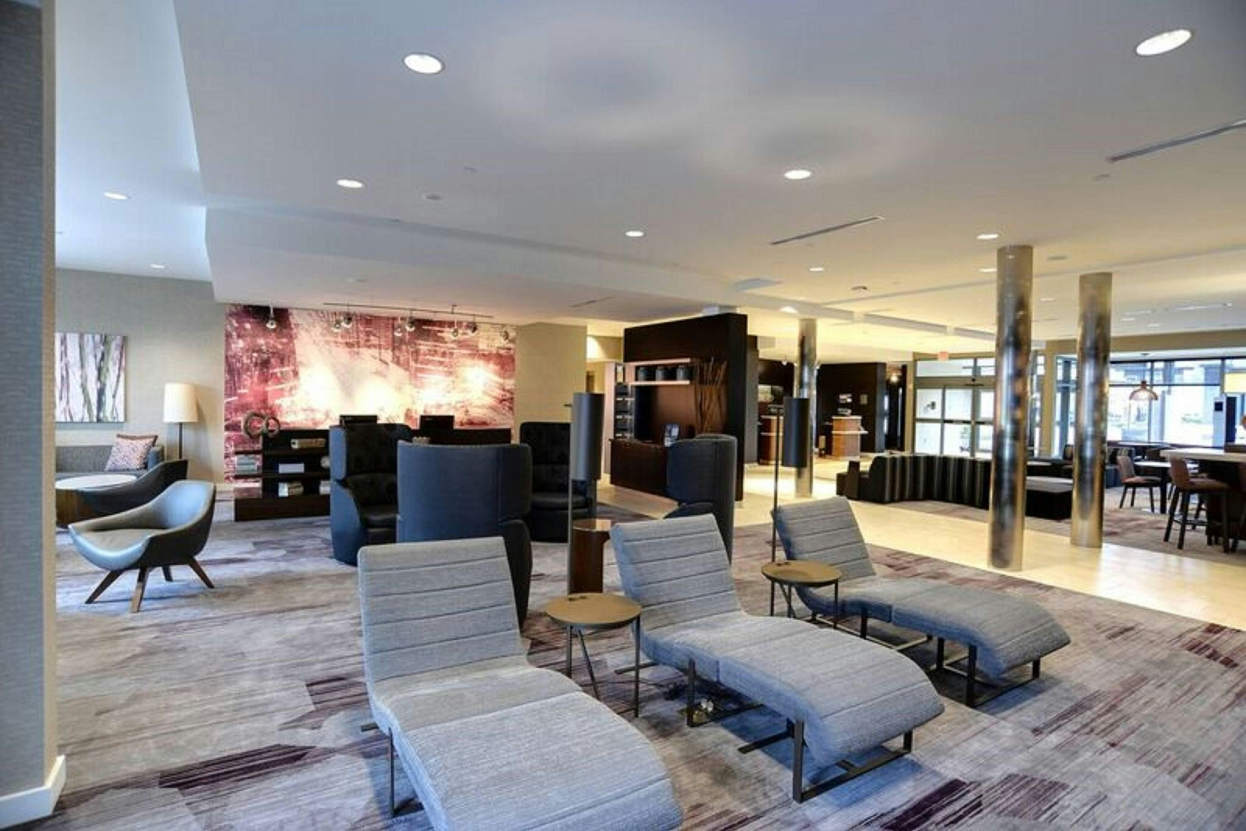Courtyard By Marriott Columbus Osu 17/26