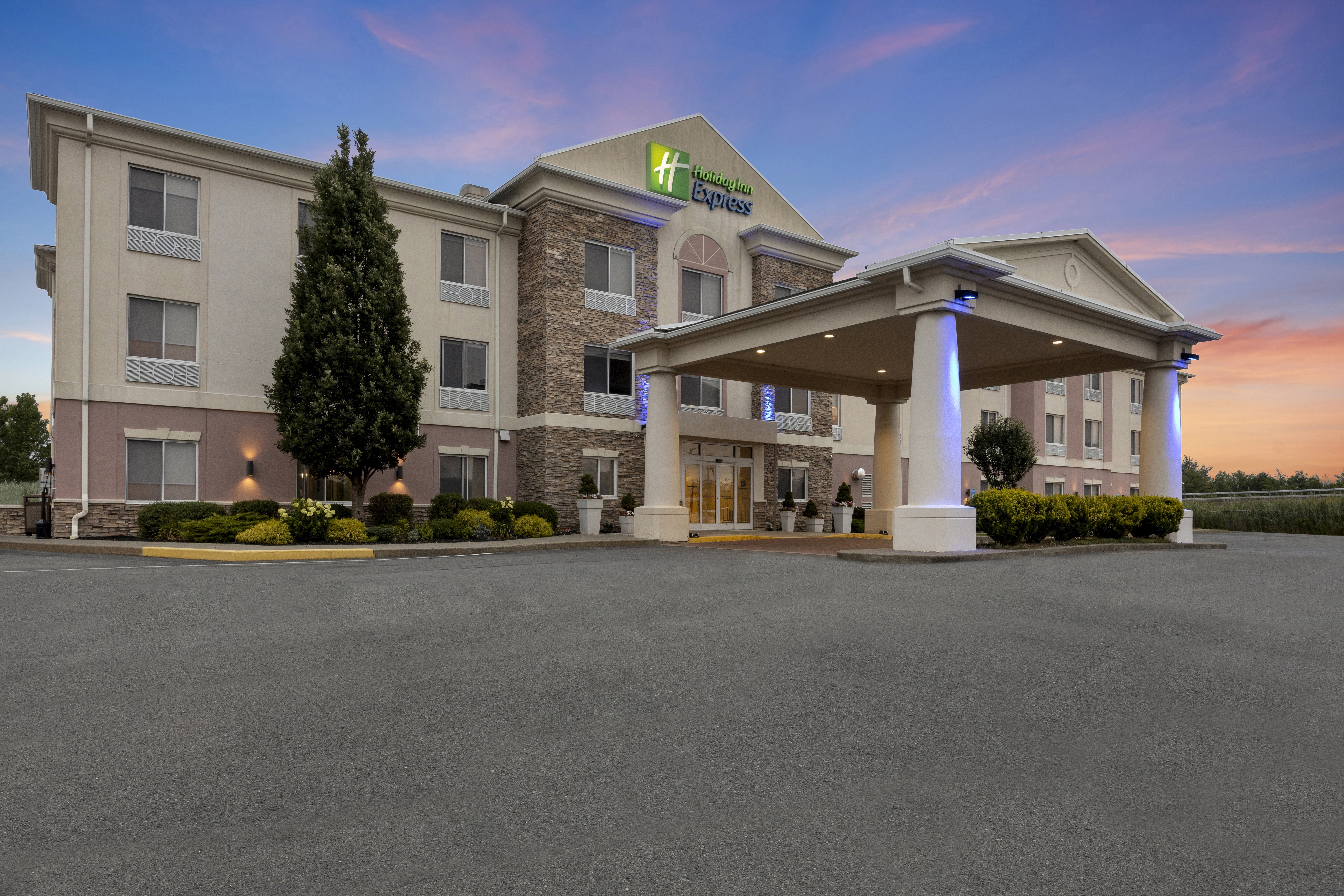 Holiday Inn Express Hotel Suites West Coxsackie 56/57