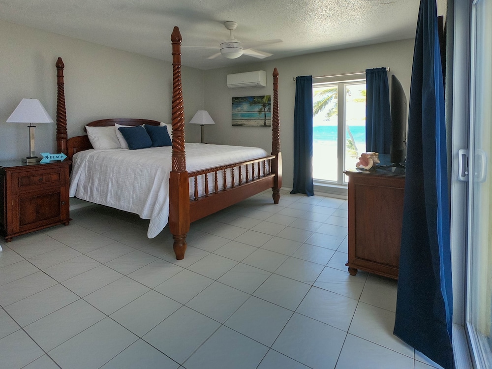 Deluxe, Suite, King Bed, Ocean Front