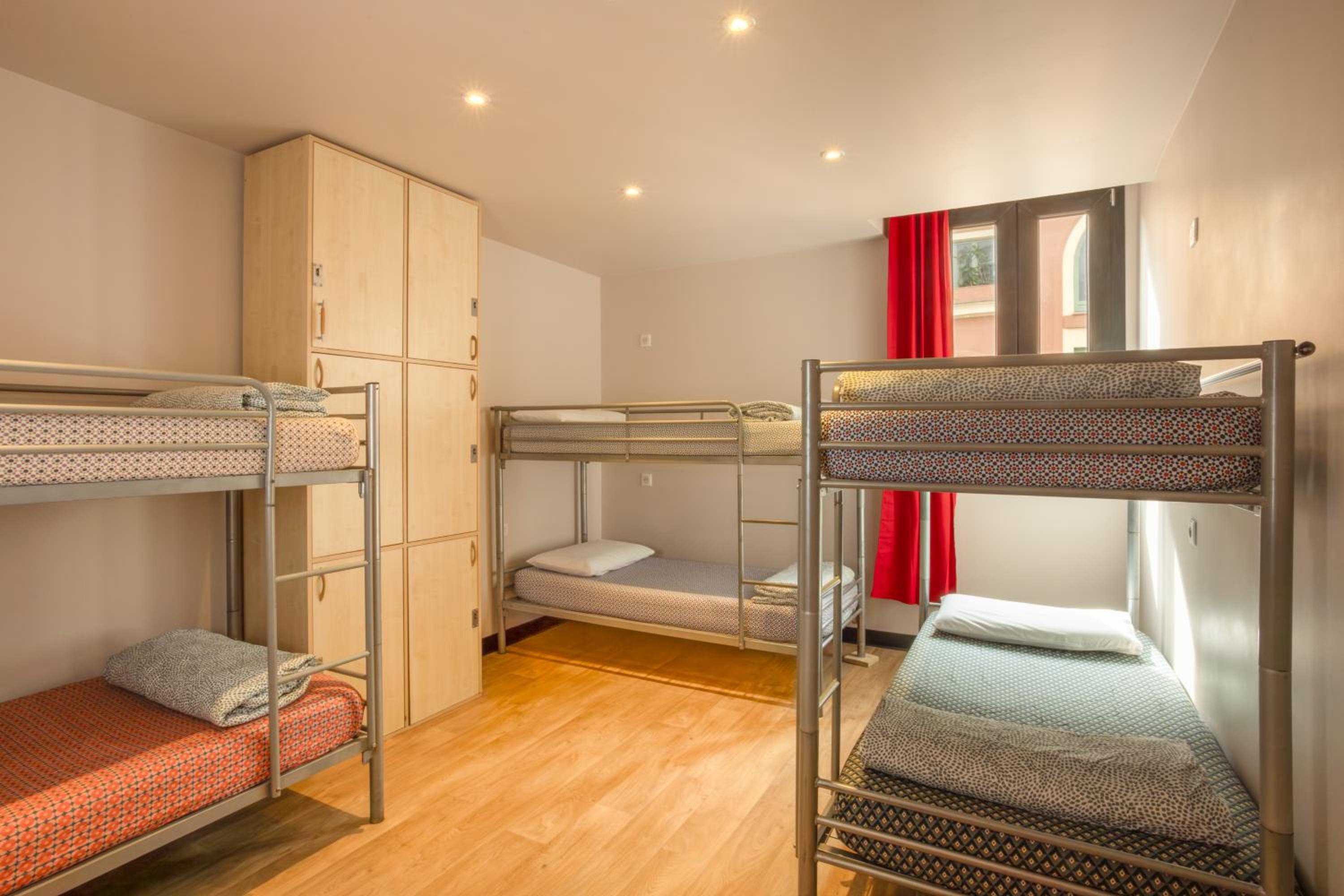 Female Dorm, Female Only, 4 Beds