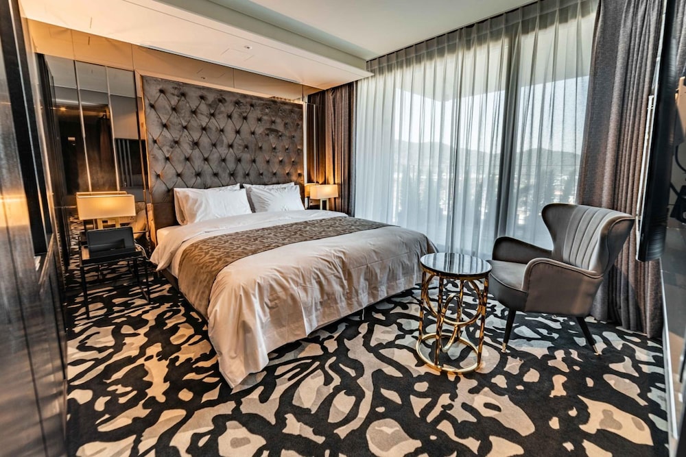 Best Louis Hamilton Hotel West Busan 21/38