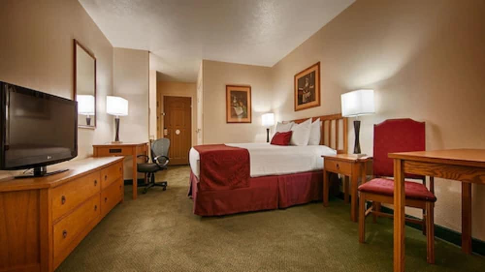 Best Western John Jay Inn 10/29