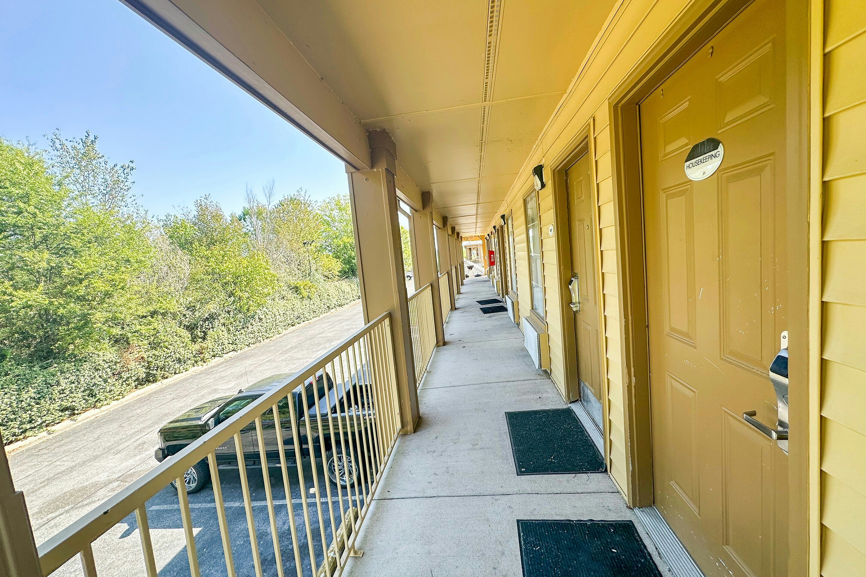 Bonita Lakes Inn by Capital O Meridian I20 7/68