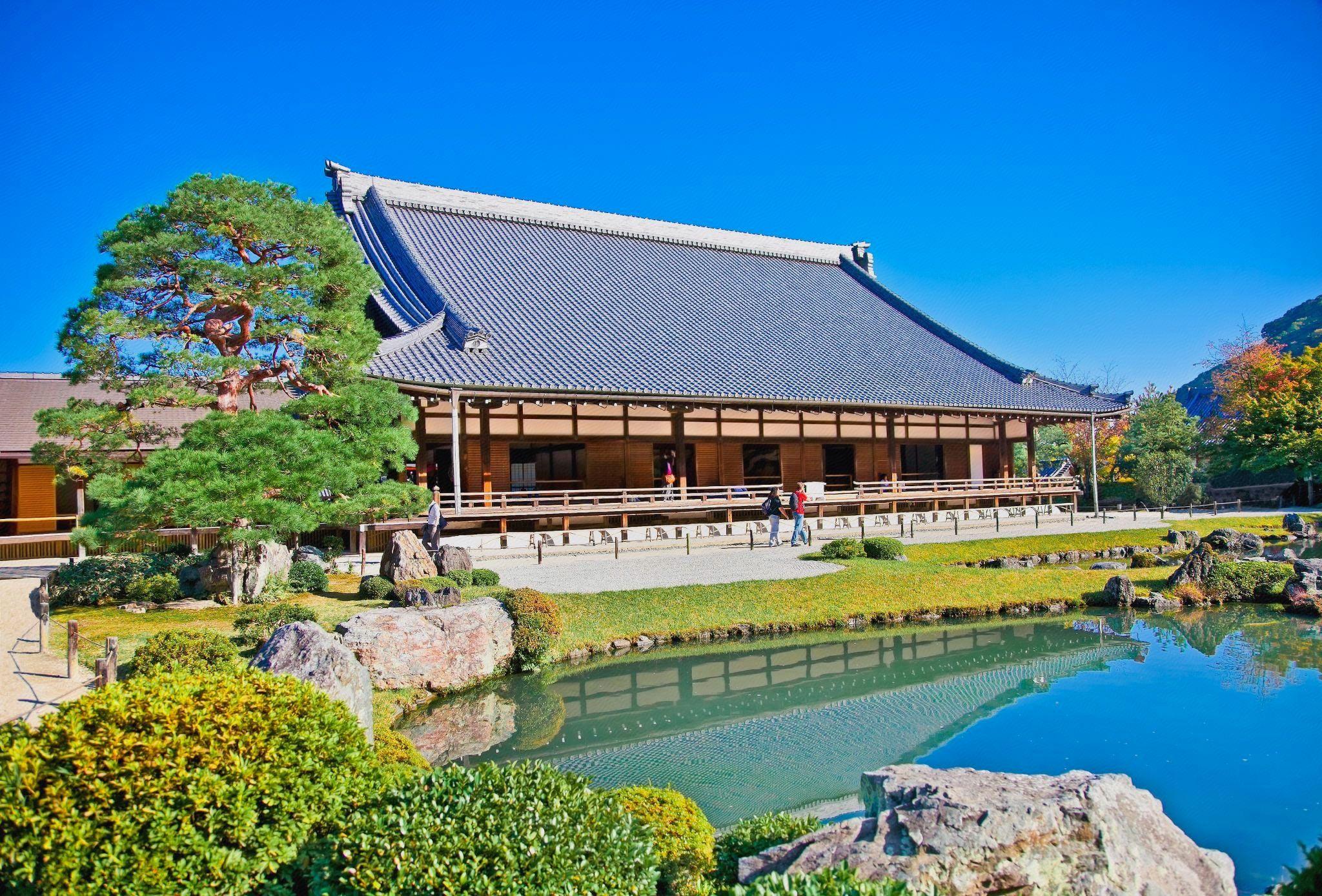 HANAZONO KAIKAN 30/30