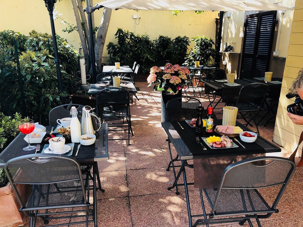 VILLA TOWER INN 57/73