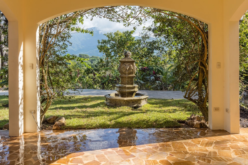 El Castillo - Adults Only 38/50