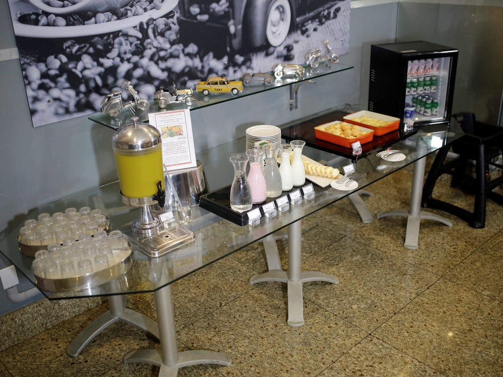Mercure Brasilia Lider Hotel 49/67