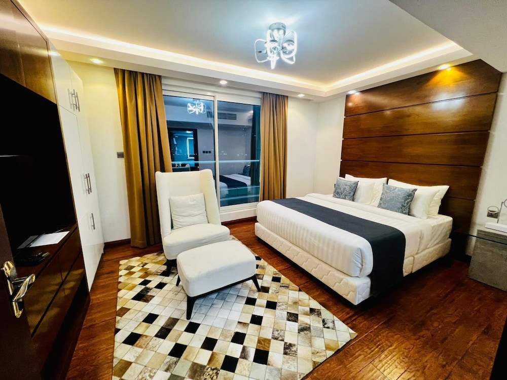 Saxophone Suites 9/50