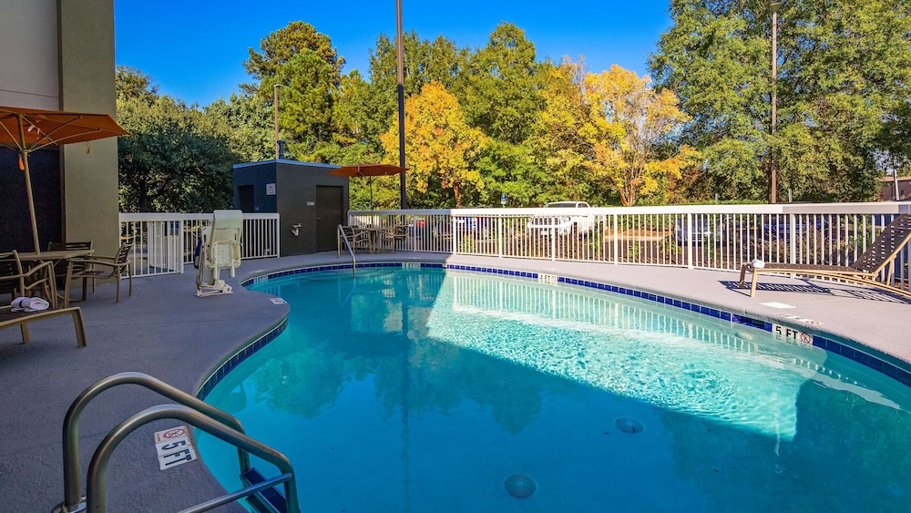 Best Western Plus Lexington Inn 1/41