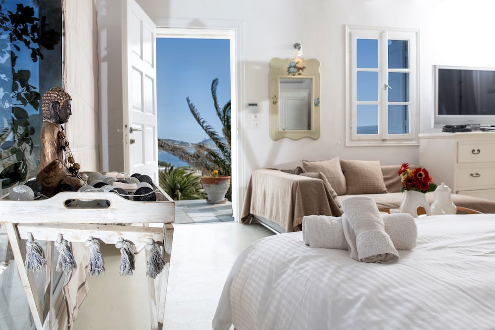Manu Mykonos Luxury Villa 12/46