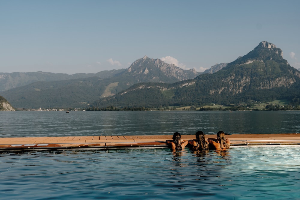 Romantik Hotel Im Weissen Roessl 66/71