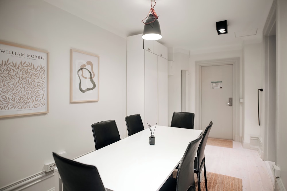 Second Home Apartments Guldgrand 35/41