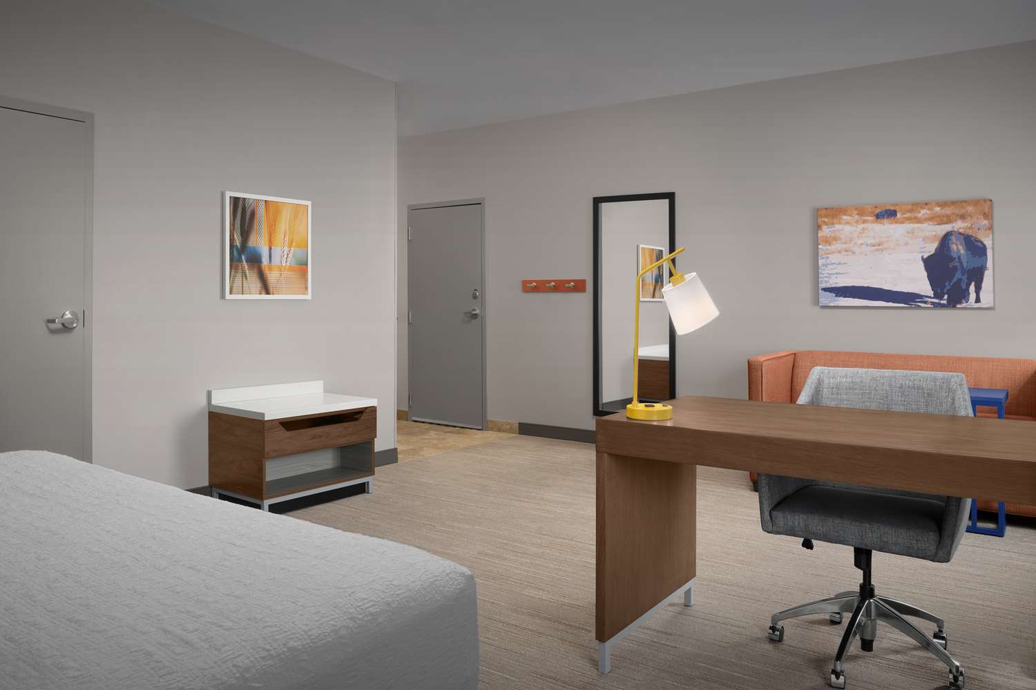 Studio, King Bed, Accessible