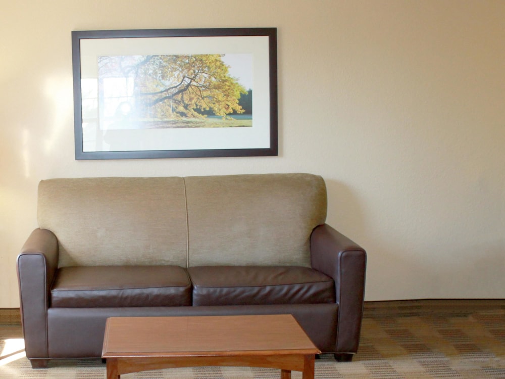 Extended Stay America - Louisville - Alliant Avenue 37/63