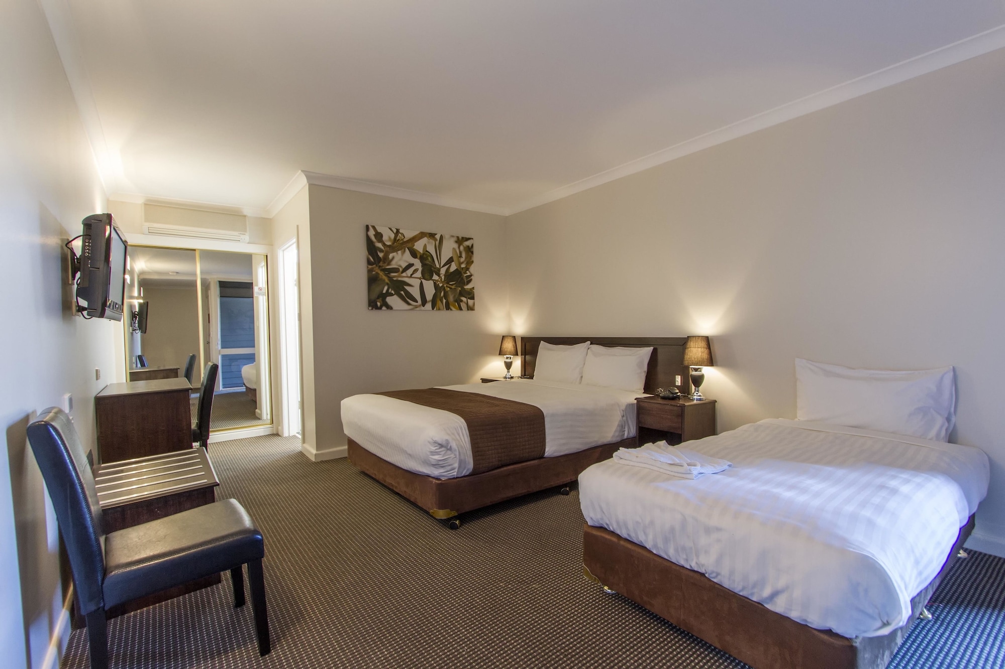 STANDARD, TWIN BEDS