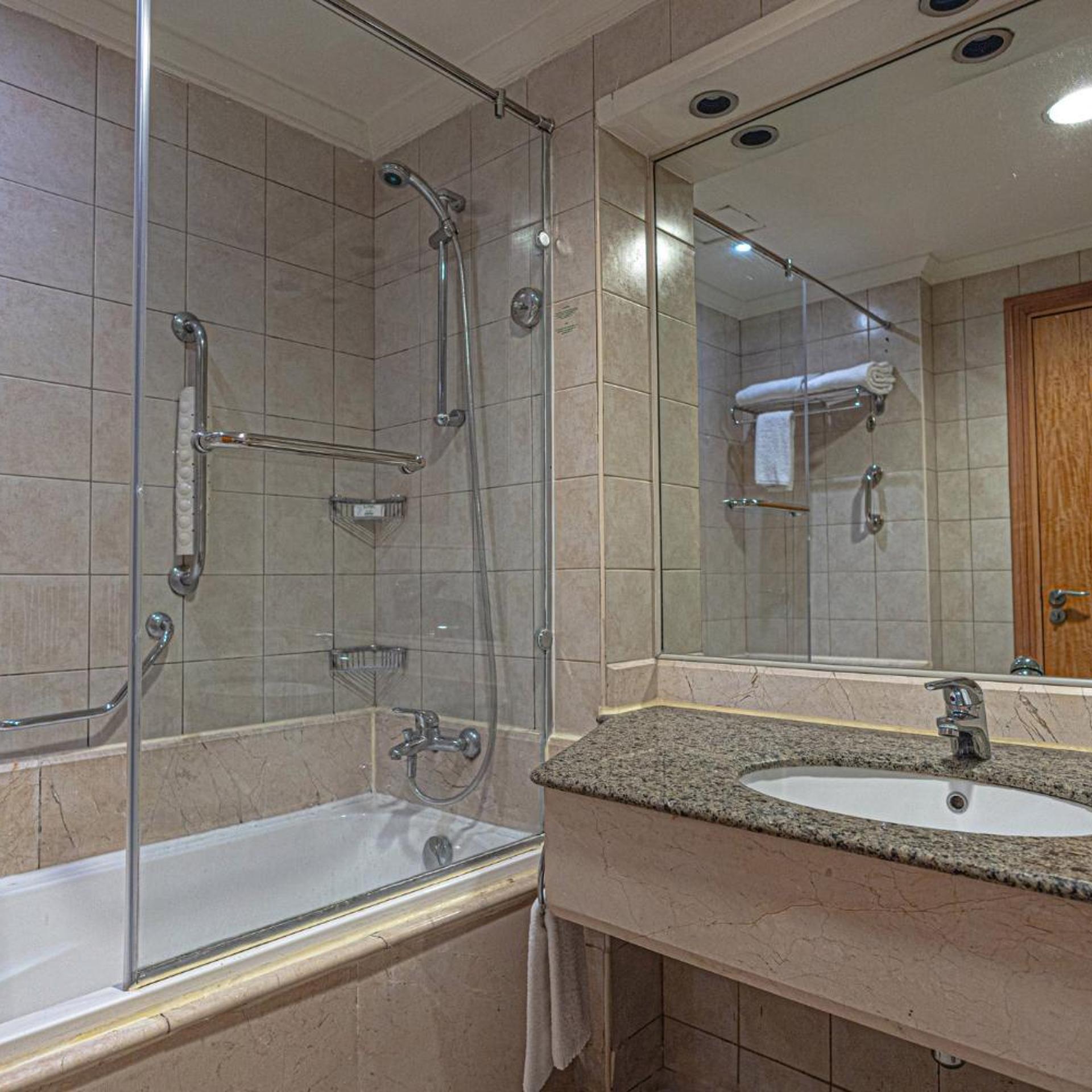 Premium, Single Bed, Holiday Inn Cairo City Stars 6/6