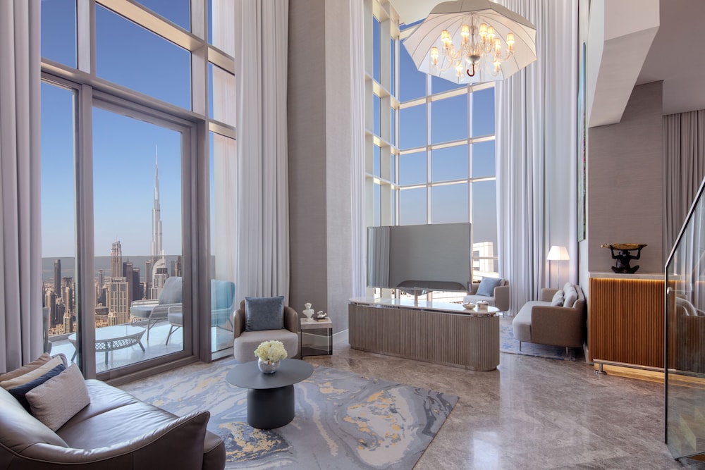 SLS Dubai Hotel and Residences 48/75