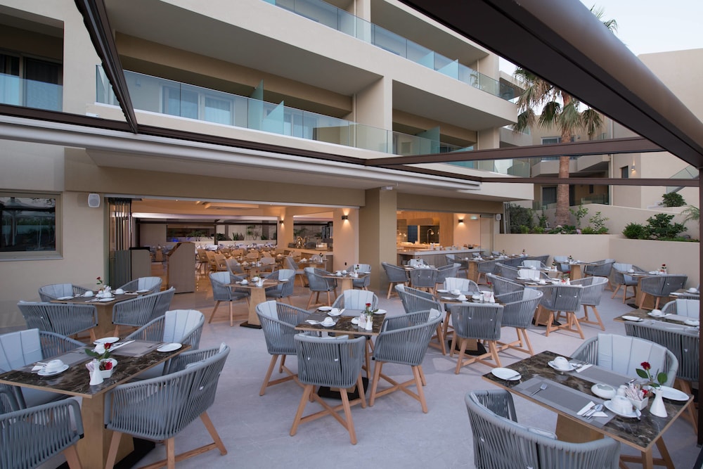 Imperial Palace - Adults Only 34/47