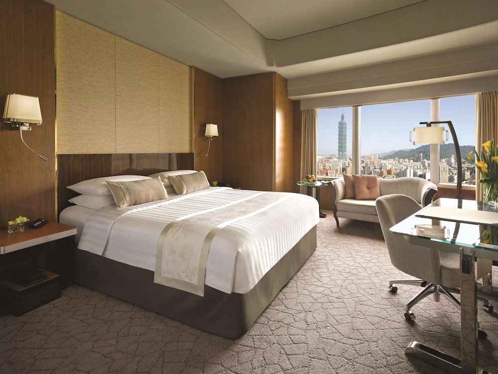 Shangri-La Far Eastern, Taipei 13/79