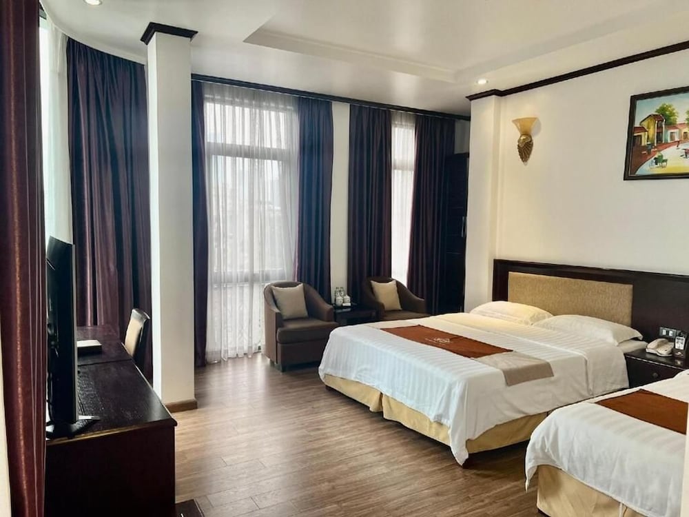 A1 Hill Hanoi Hotel 18/59