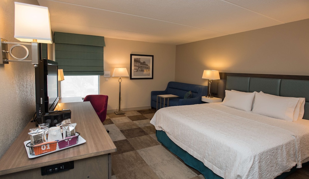 Hampton Inn Wooster 15/36