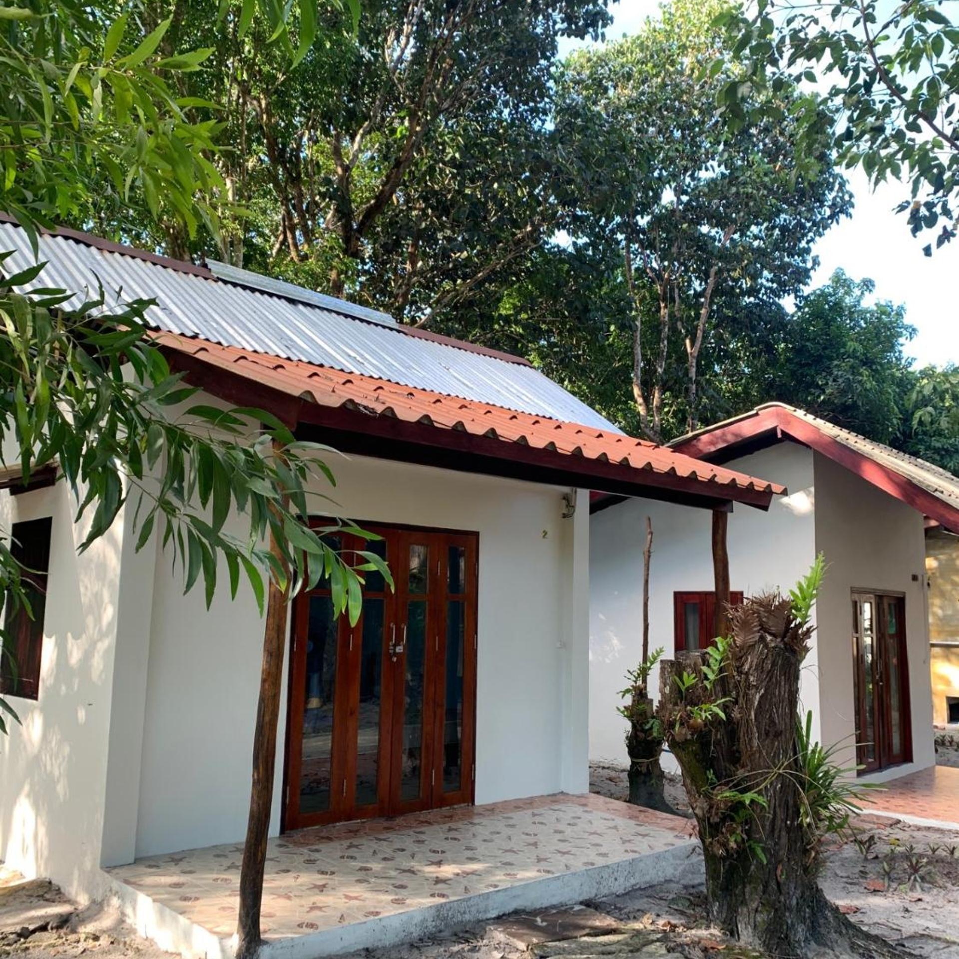 Frog Beach House 7/50