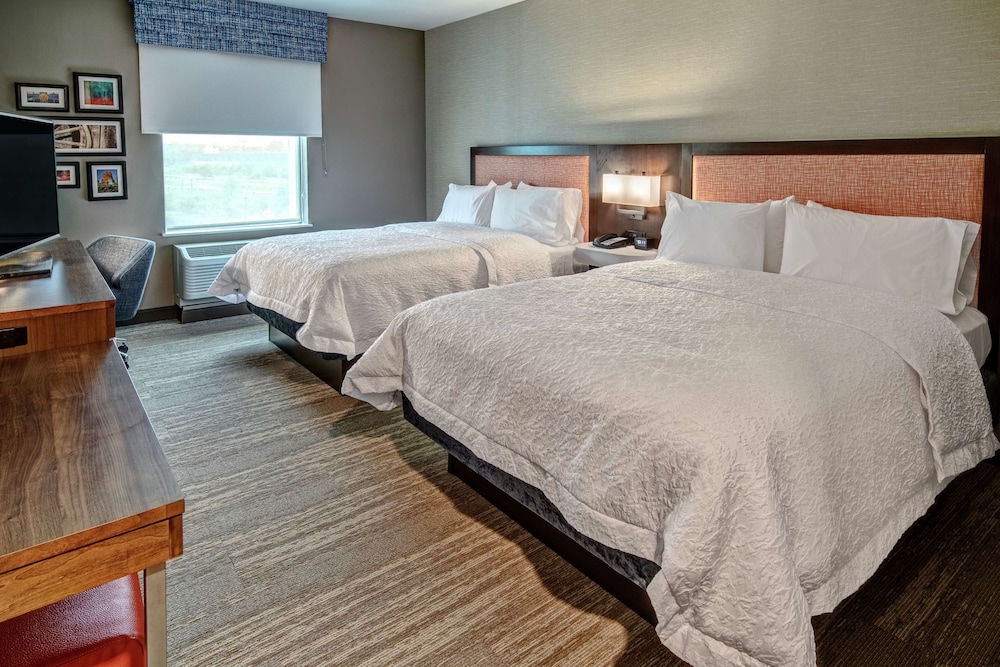 Hampton Inn and Suites Culpeper 11/18