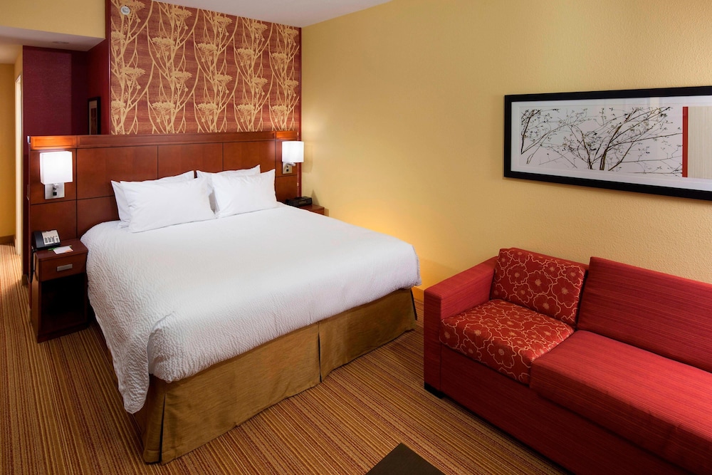 Courtyard by Marriott Houston NASA/Clear Lake 8/30