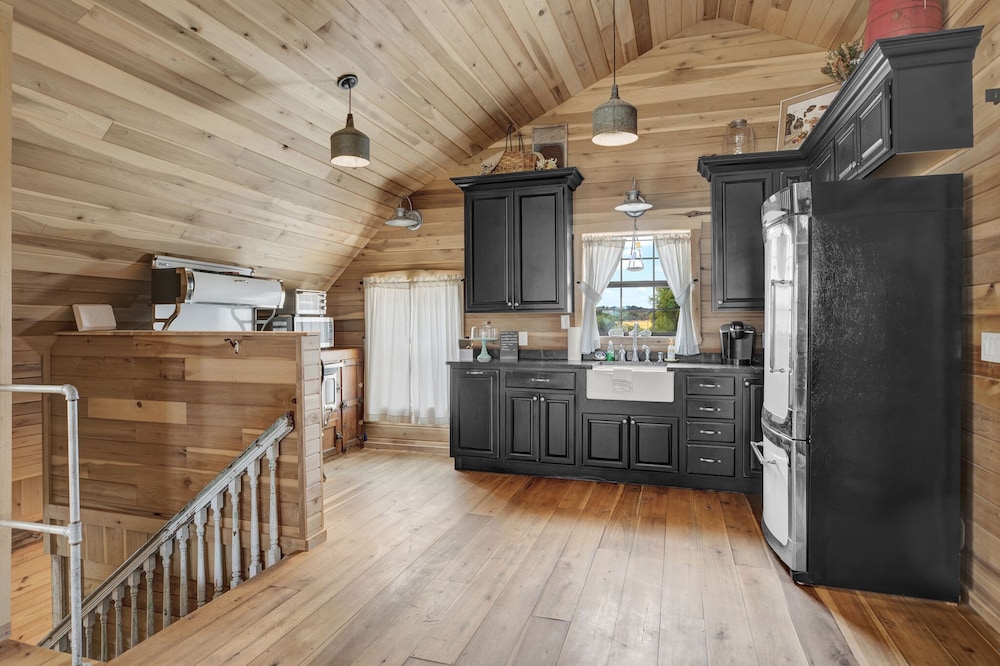 TimberRose B&B 25/50
