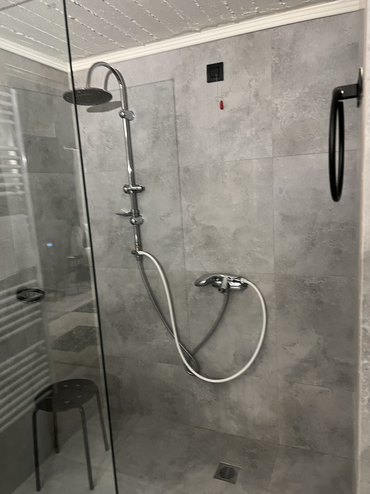 Koferita Hotel 33/58