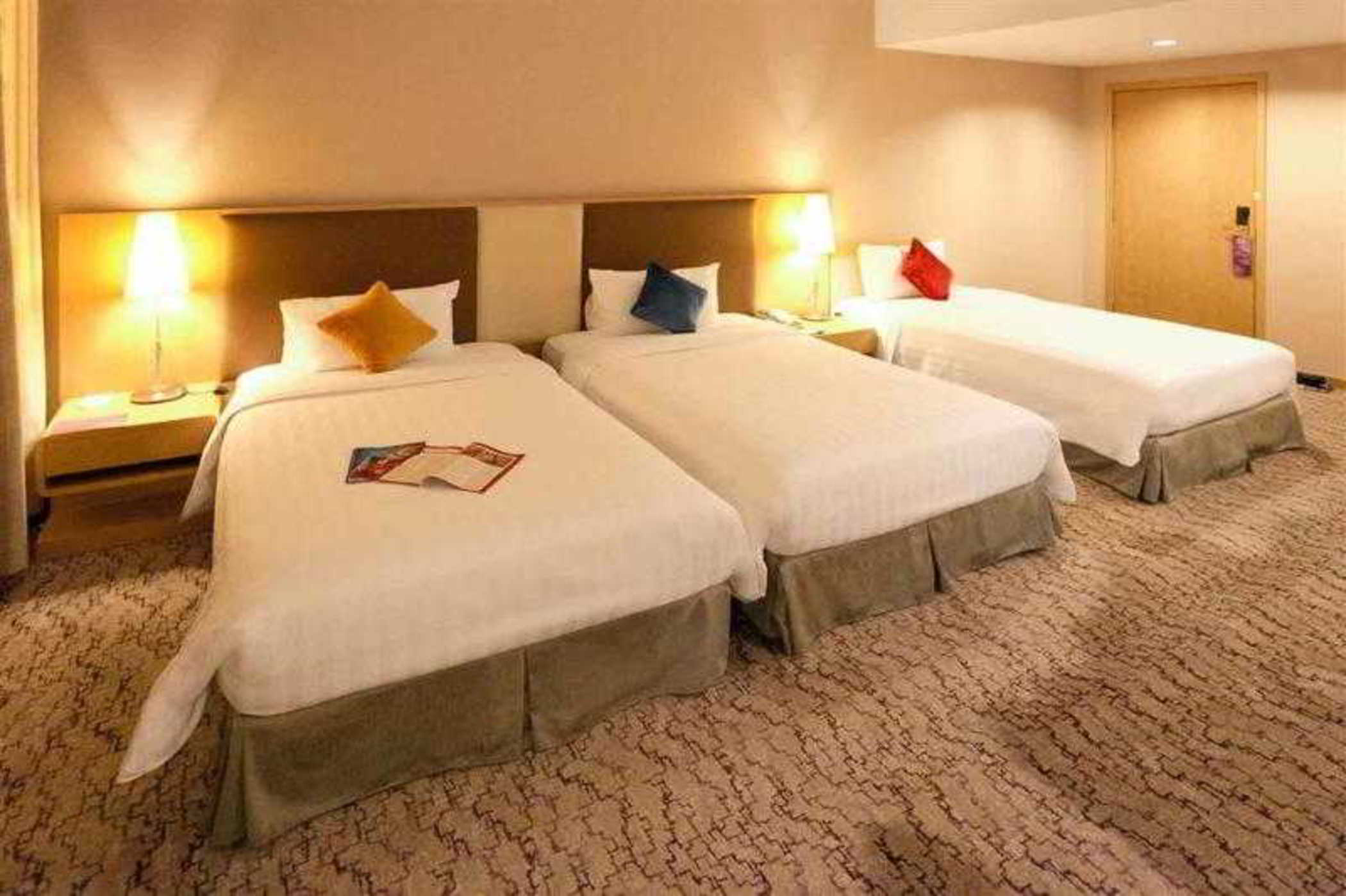 Beijing XinQiao Hotel 12/50