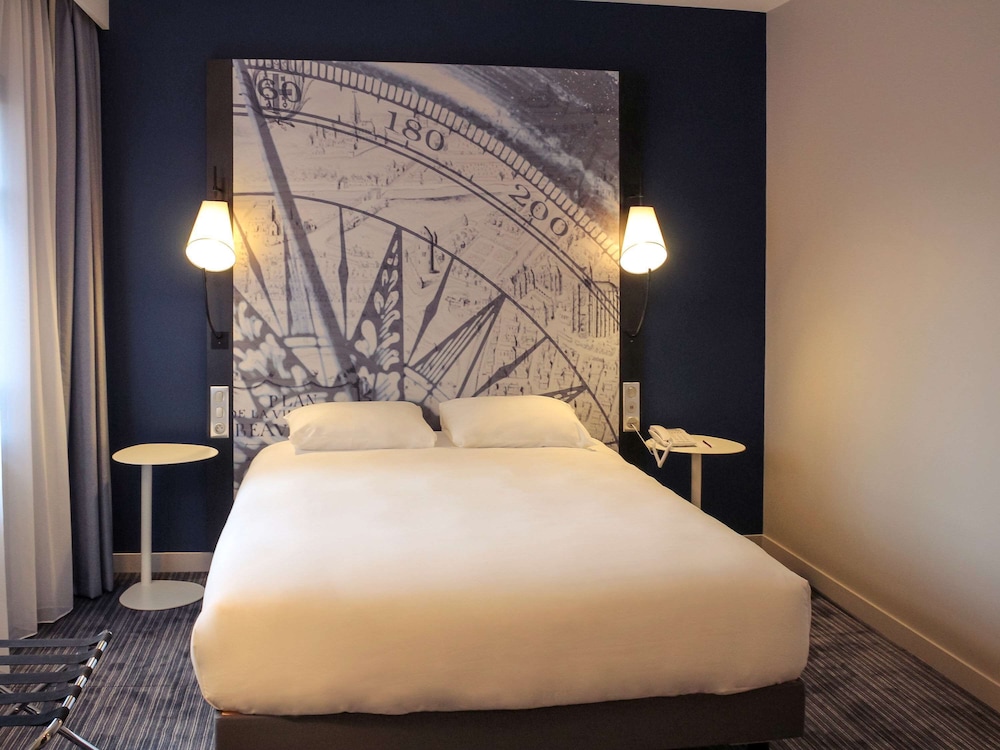Mercure Beauvais Centre Cathedrale 8/48