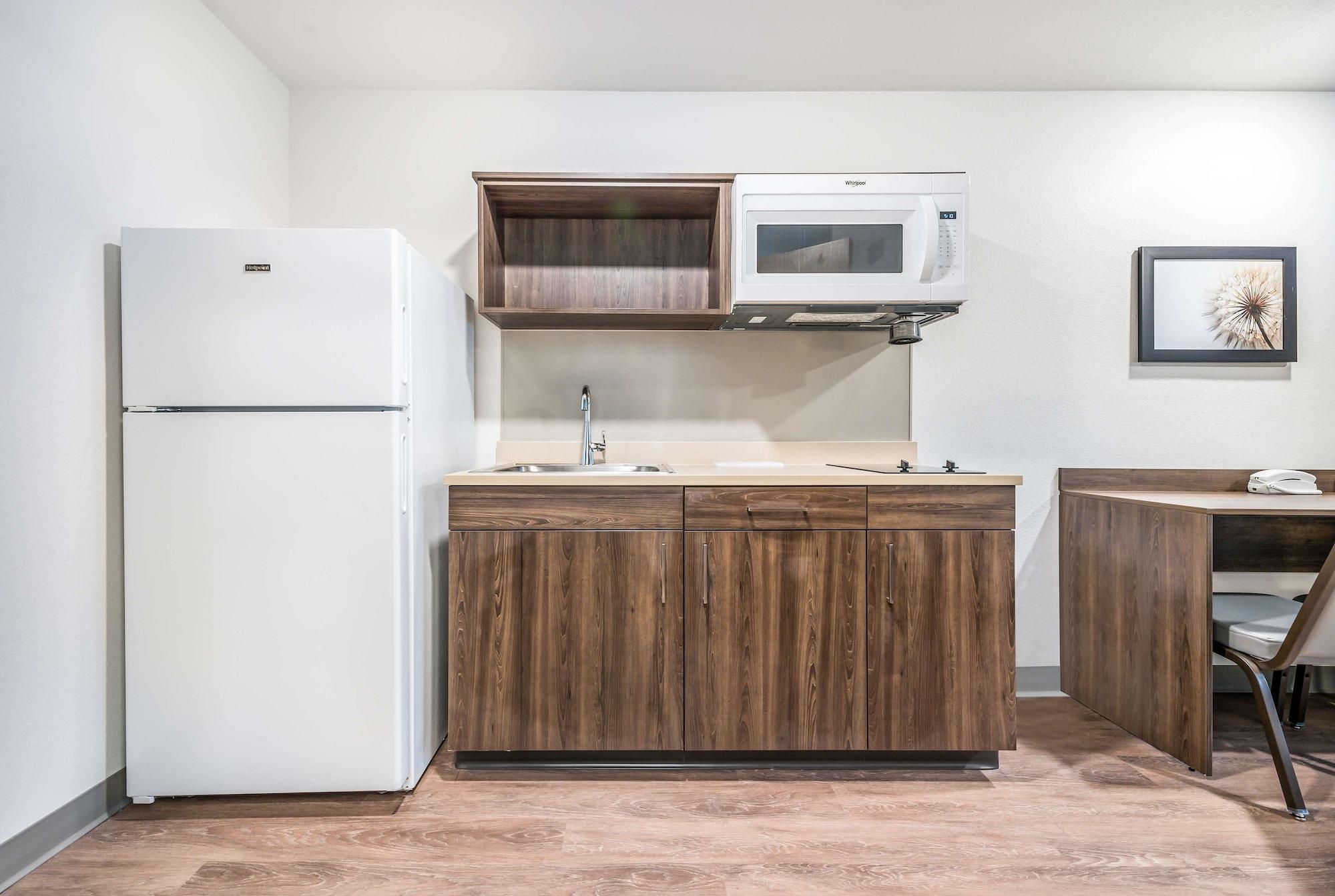 WoodSpring Suites Orlando Kissimmee Maingate 6/43