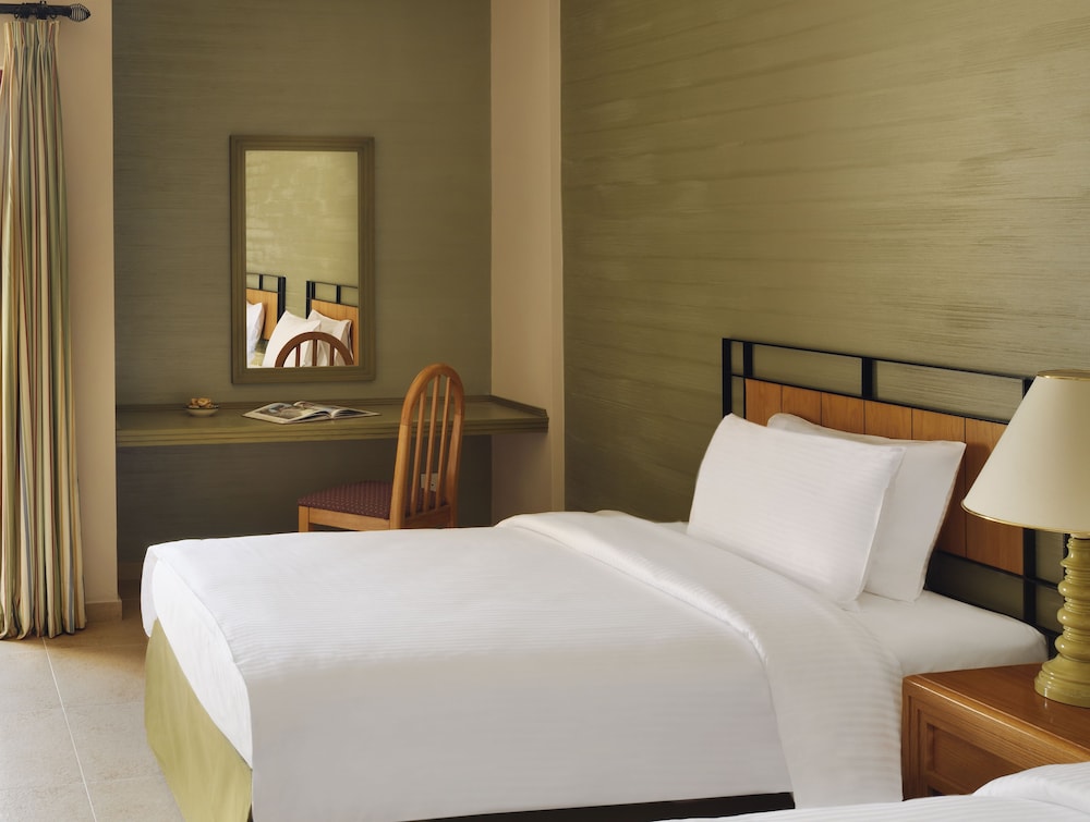 Grand Mercure Petra 20/91