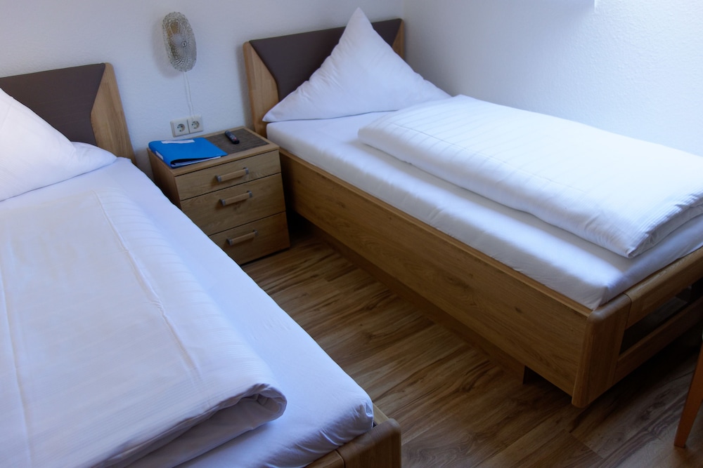 Hotel Haus Sonnschein 7/50