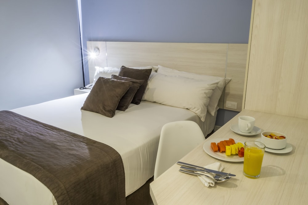 Hotel Regency Boutique La Feria 56/72