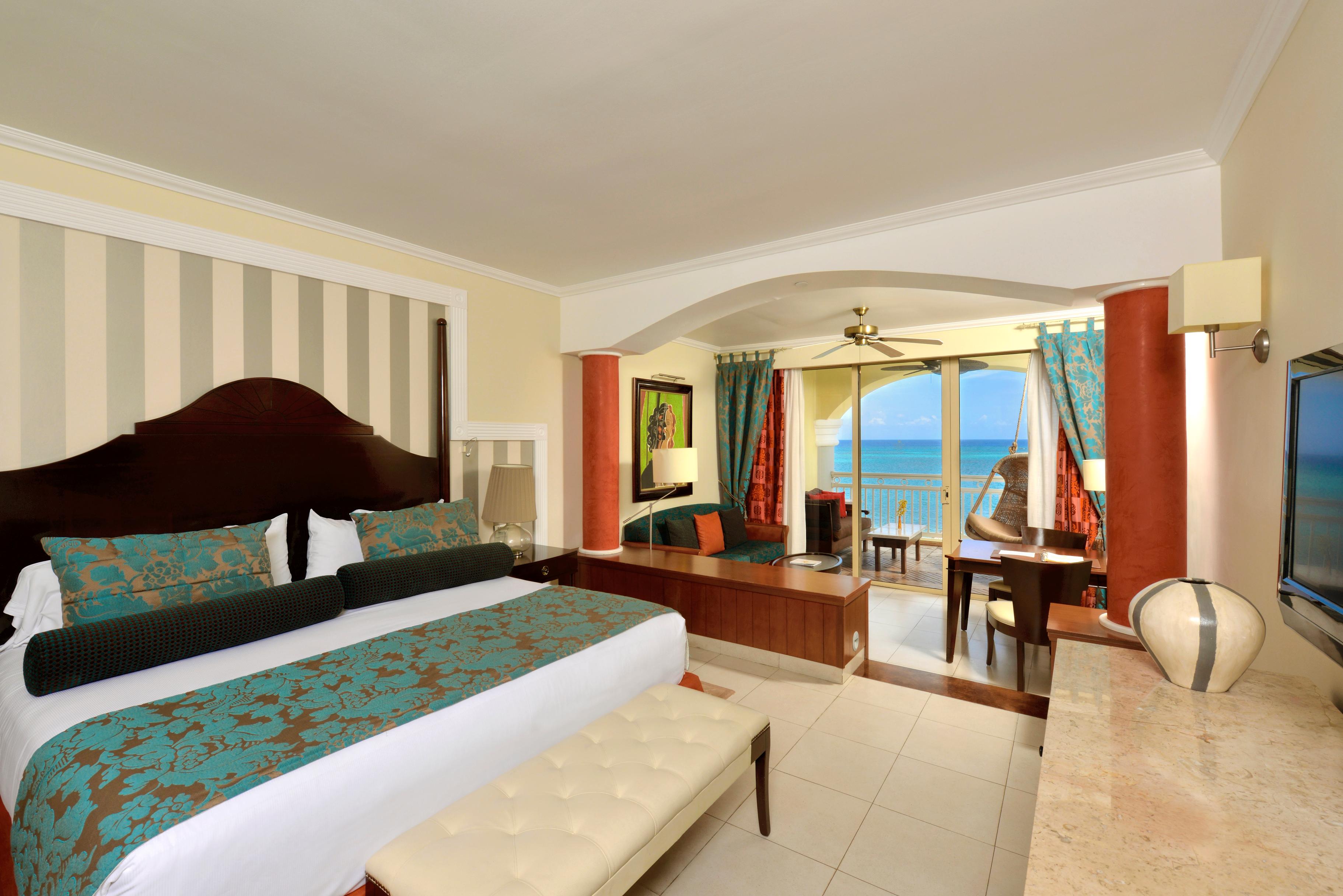 Suite, King Bed, Ocean Front