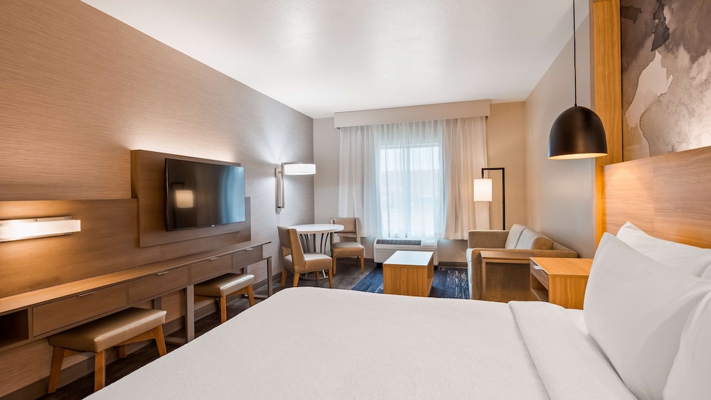 Best Western Plus Settlers Point 15/42