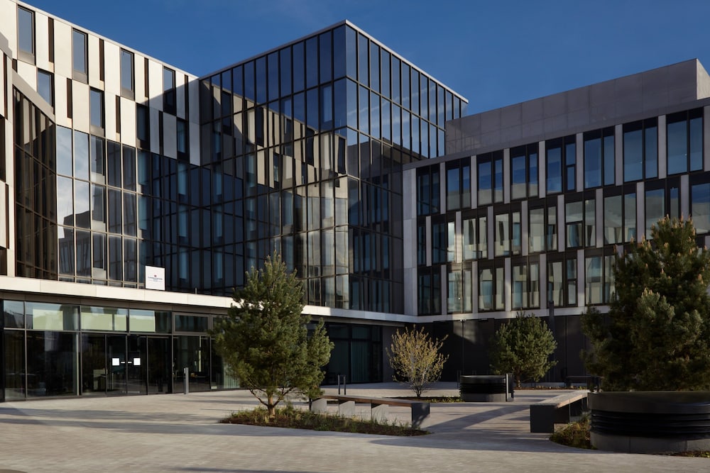 Aparthotel Candlewood Suites Duesseldorf Airport By Ihg Dusseldorf 29/33