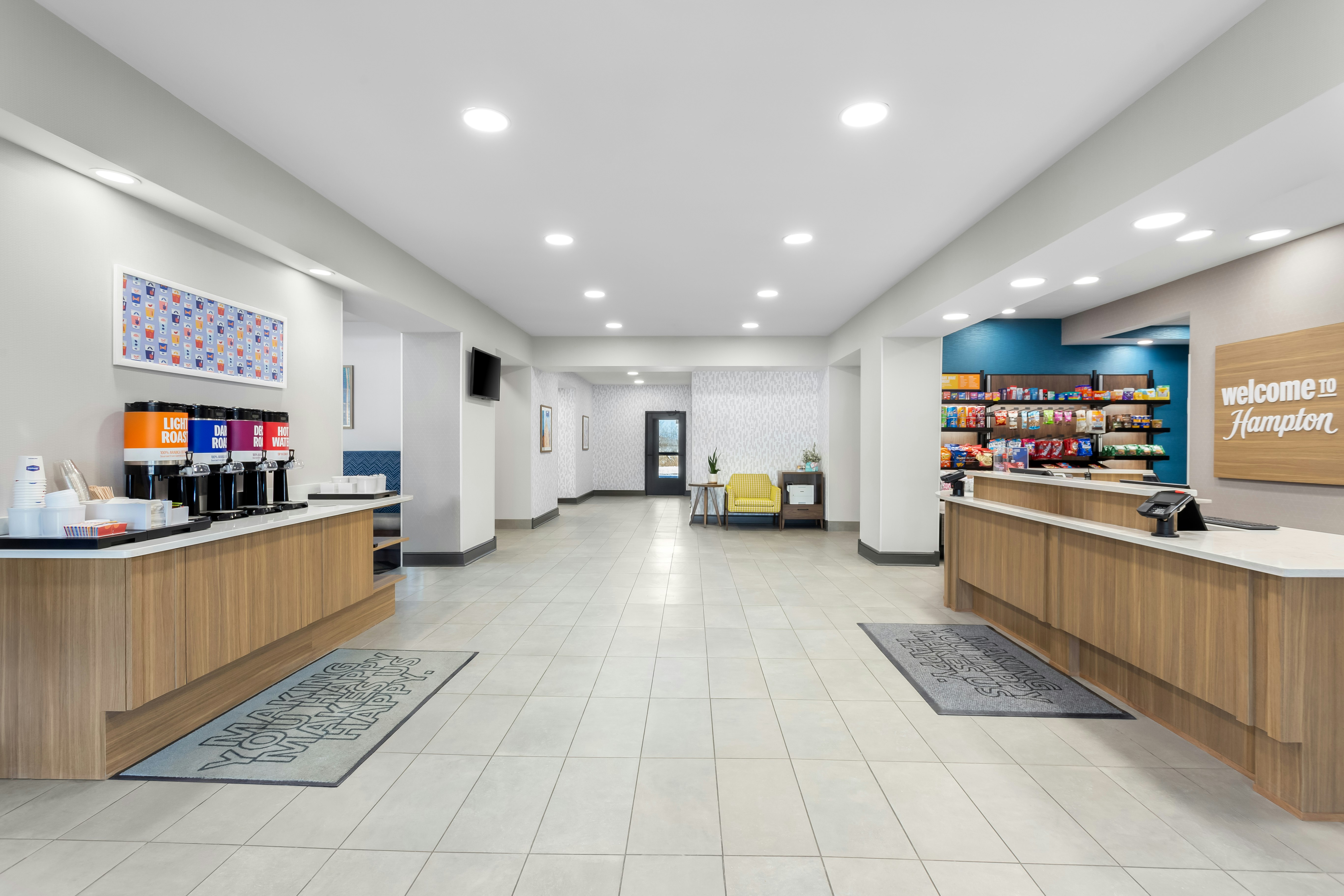 Lobby at Hampton Inn & Suites Chicago Deer Park, DEER PARK - IL